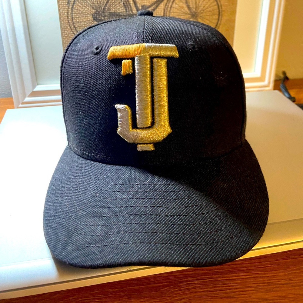 Toros de Tijuana LMB New Era Fitted Hat 7 1/8